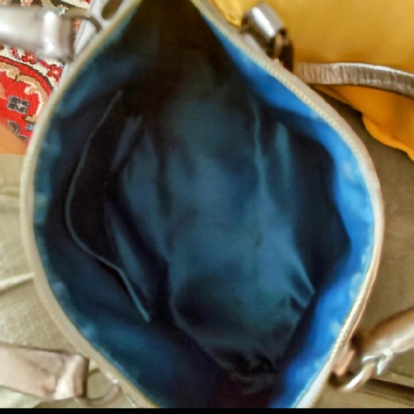 COACH PEWTER HANDBAG - Picture 3 of 3